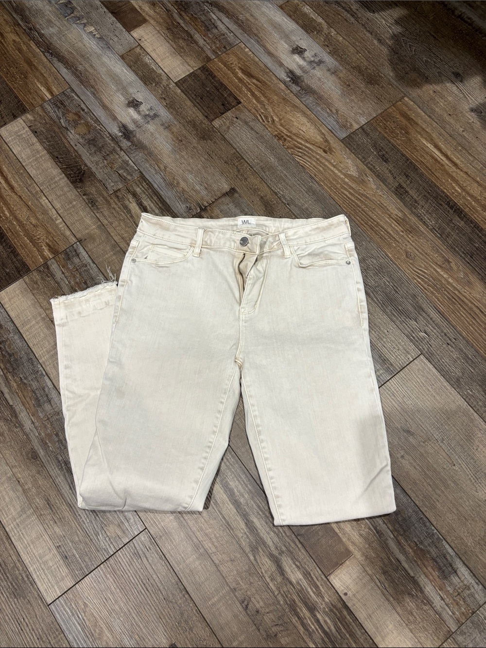 Women's Straight-Leg Jeans in Cream